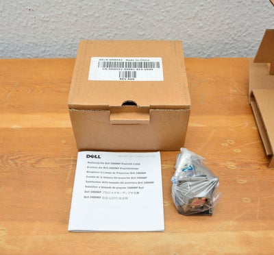 Pære, Dell, Helt ny, kan ikke give support, her er nogle oplysninger fra nettet:

DELL projector Mod