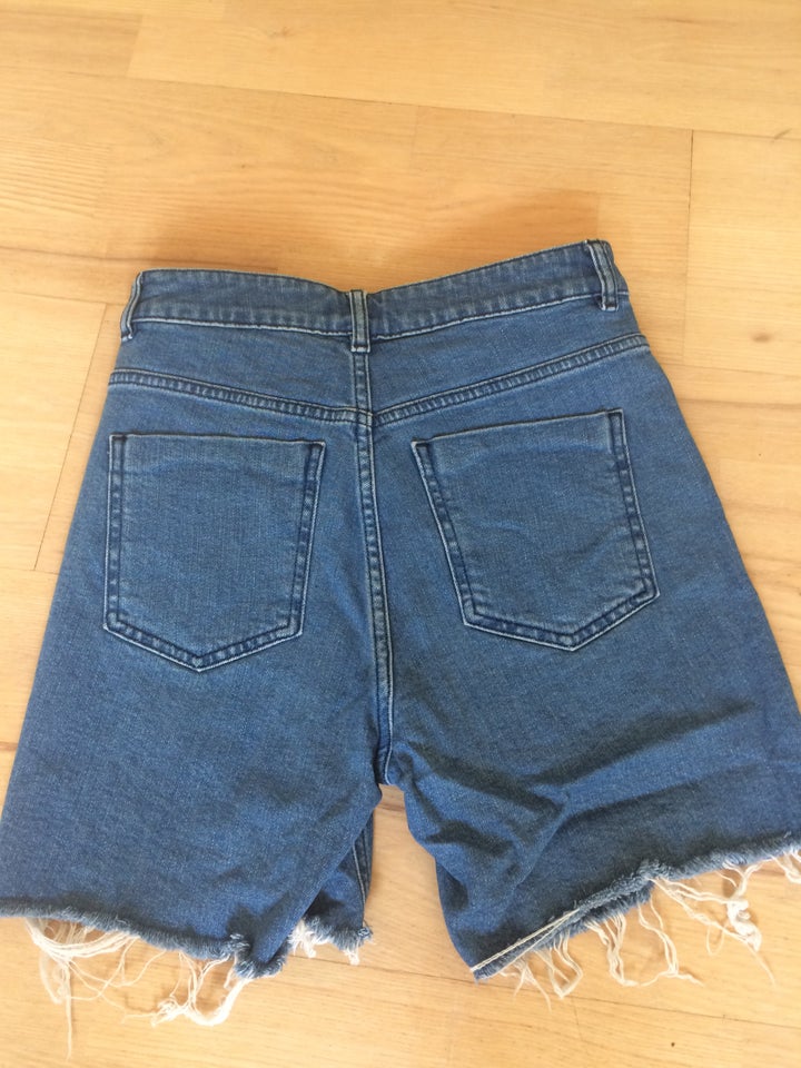 Shorts, Osos, str. 36