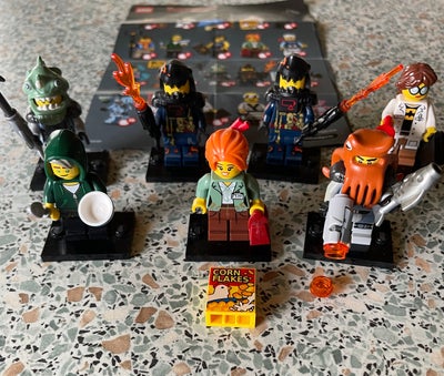 Lego Minifigures, 71019 Ninjago Collectible Minifigures, Lego 71019 Collectible Minifigures

7 Lego 