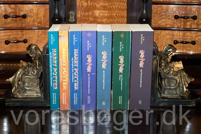 Harry Potter, J.K. Rowling, genre: fantasy, 7 stk kun samlet