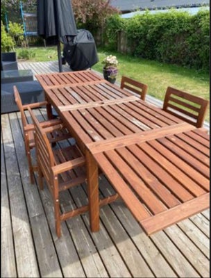 Havemøbelsæt, Ikea, Træ, 4 stole nypris 400 kr. pr. Stk. Hynde medfølger 100 kr. pr. Stk. Og bord 17
