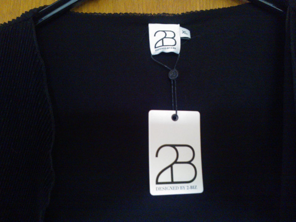 Bolero, 2 B Designed by 2-biz, str. 44