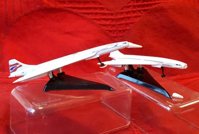 Modelfly, Corgi. Concorde. Passagerfly, Concorde.
Fabrikat: Corgi Toys.  Prod No TY84002. 

Type: Pa