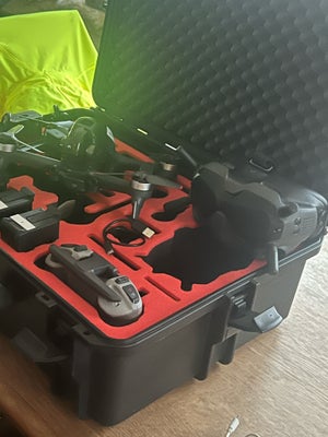 Drone, DJI Fpv, Weekend pris 5000.-

DJI fpv combo

Super fed flyver der bliver brugt for lidt. 

Ha