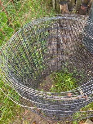 trådhegn, 17,5 meter sort havehegn. 1m I højden, maskestørrelse 5x10 cm.