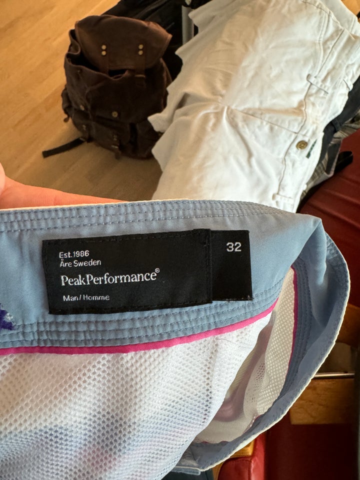 Shorts, Peak Performance , str. 32