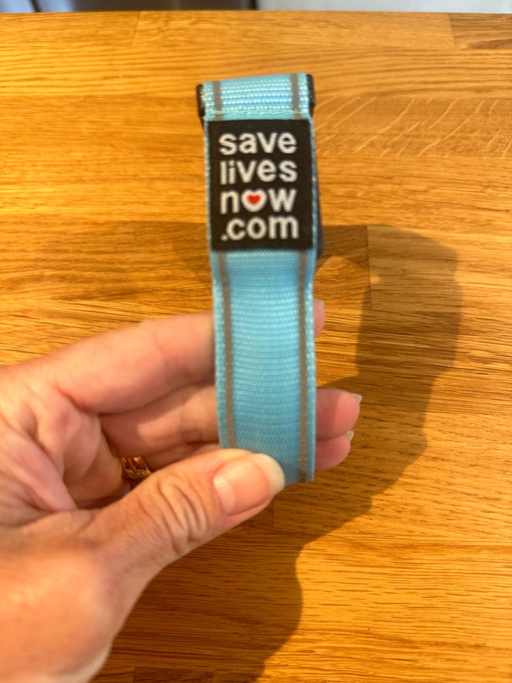 Halsbånd, Save lives now.com