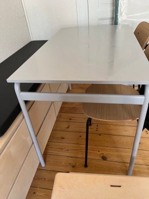 Spisebord, Metal/melamin , Ikea, Gråsala Bord, grå/grå, 110x67x75 cm
Brugt i en måned og står som ny