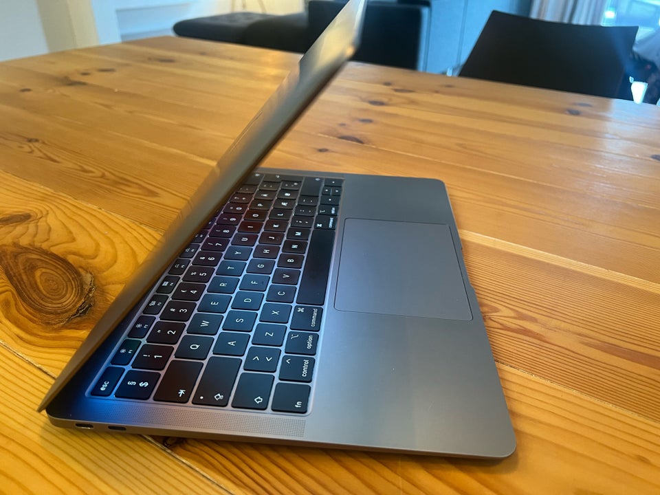 MacBook Air, 2018, 1.6 GHz