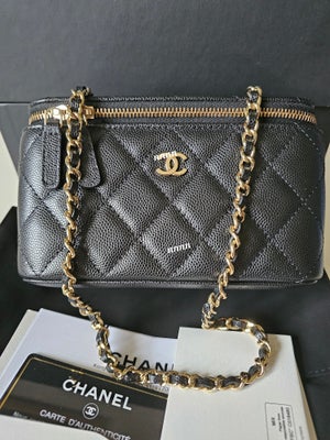 Crossbody, Chanel, læder, Chanel Vanity Classic .
Som ny. Jeg har brugt kun en gang. 
Kopi af kvitte