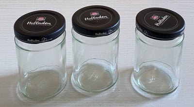 Glas, Syltetøjsglas, 3 stk. små glas med sorte skruelåg "Hofladen" Højde 9,5 cm
Samlet pris

