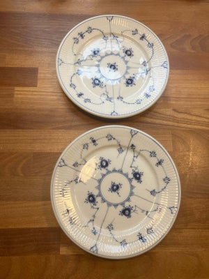 Porcelæn, Musselmalet tallerken , Royal Copenhagen, 2 styk frokosttallerken i hotelporcelæn (også ka