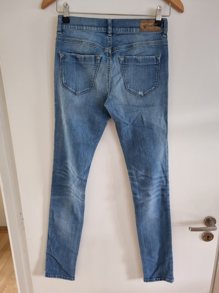 Jeans, Diesel, str. 26