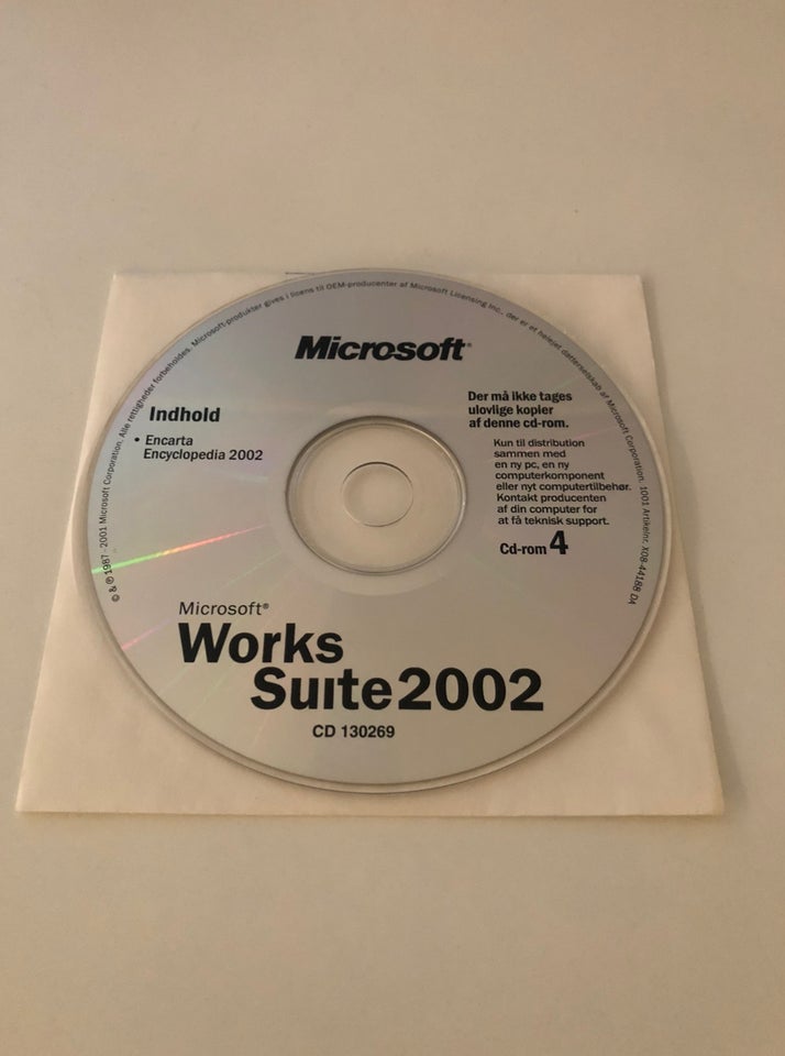 Microsoft Works Suite 2002, software