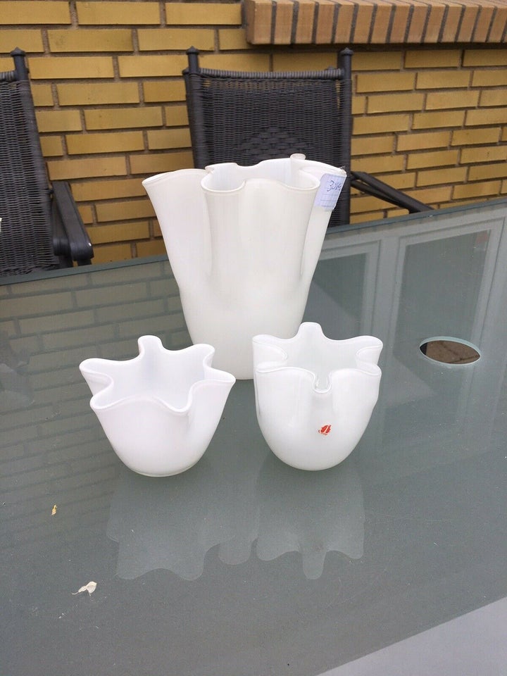 Vase, Vase med tilhørende lysestager, Ukendt