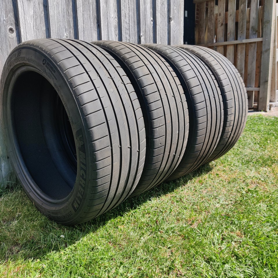 Sommerdæk, Michelin, 235 / 45 / R18