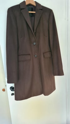 Uldfrakke, str. 40, In wear,  Mørkebrun,  Uld,  Næsten som ny, Mørkebrun uldfrakke sælges for 300 kr