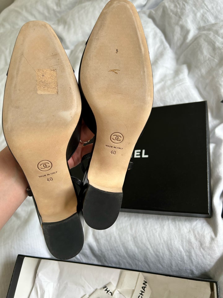 Stiletter, str. 40, Chanel