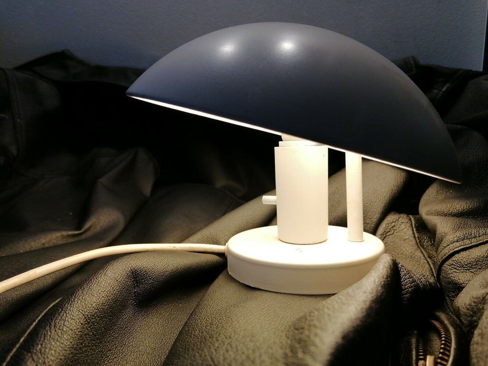 Poul Henningsen, Ph hat, Væg lampe