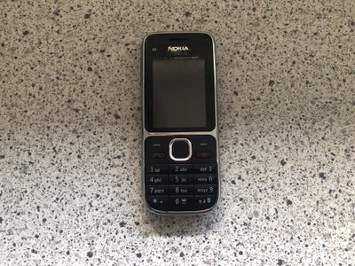 Nokia C2-01, God, Telefonen har brugsspor, men virker som den skal. Tilbehør som på billede 3. Kan s