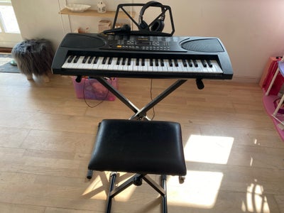 Keyboard, Gear 4 Music  MK 3000, Rigtig fint begynder keyboard.
Der medfølger høretelefoner, mikrofo