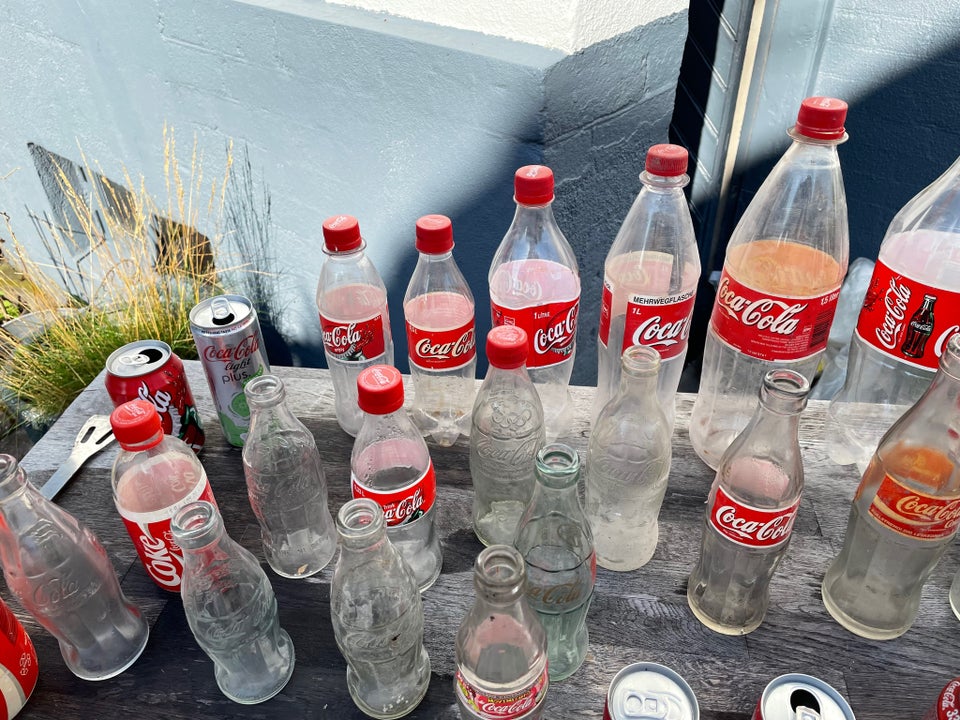 Coca Cola, Flasker dåser yoyo bil