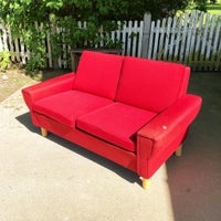 Sofa, Rød