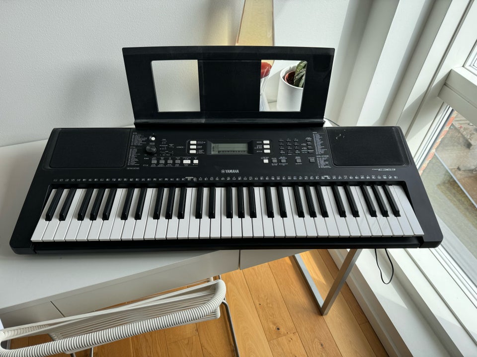 Keyboard, Yamaha PSR-E636