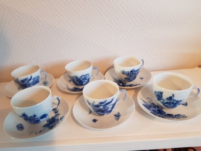 Porcelæn, Kop m. underkop, Royal Copenhagen, 6 sæt kaffekop med underkop i Blå blomst i fin stand. K