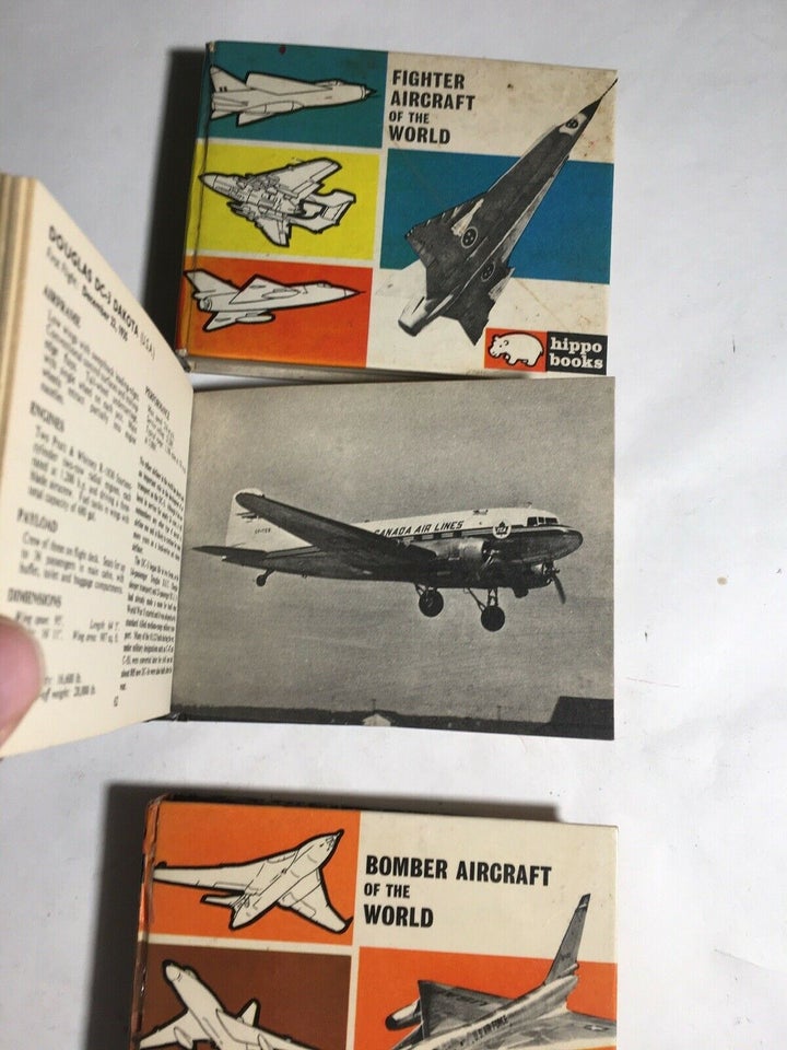 Aircraft of the World x 3, John W.R. Taylor, emne: