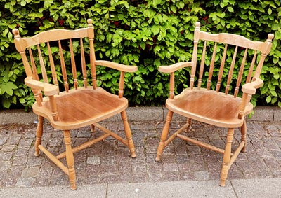 Spisebordsstol, To gamle træ stole

Mulighed for levering mod betaling, se evt også mine andre annon