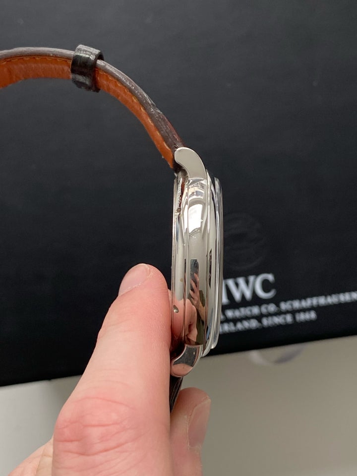 Herreur, IWC