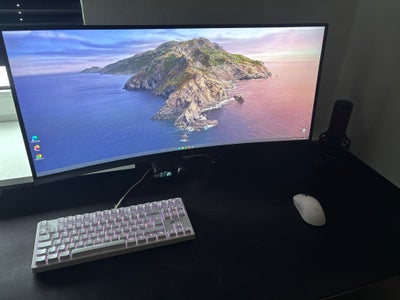 Asus, Ultrawide , 34 tommer, Perfekt, Sælger min ultrawide  


Specs
Ultrawide 34”
180 hz 
3440x1440