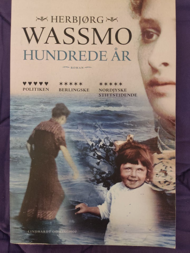 Hundrede år, Herbjørn Wassmo, genre: roman