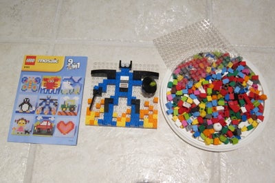 Lego andet, 6163 Mosaic, LEGO Mosaic - 9 in 1.

Komplet med 2 plader og alle klodser og samlevejledn