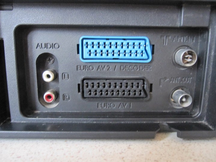 VHS videomaskine, Lumatron, VCR2106BS