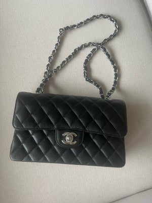 Crossbody, Chanel, læder, Caviar black/silver

Købt i maj 2023. Aldrig brugt. Æske og original indpa