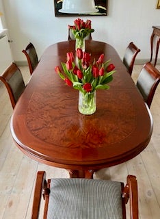 Spisebord m/stole, andet, Dansk håndværk, b: 103 l: 180, 2x tillægsplader på 50 cm tilhører.
4 stole