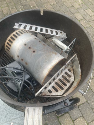 Kuglegrill, Weber 57 cm, Fin, med rotisserie og grill starter