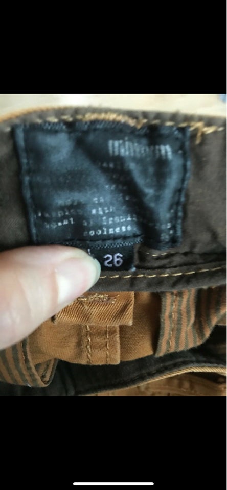 Chinos, Minimum, str. 26