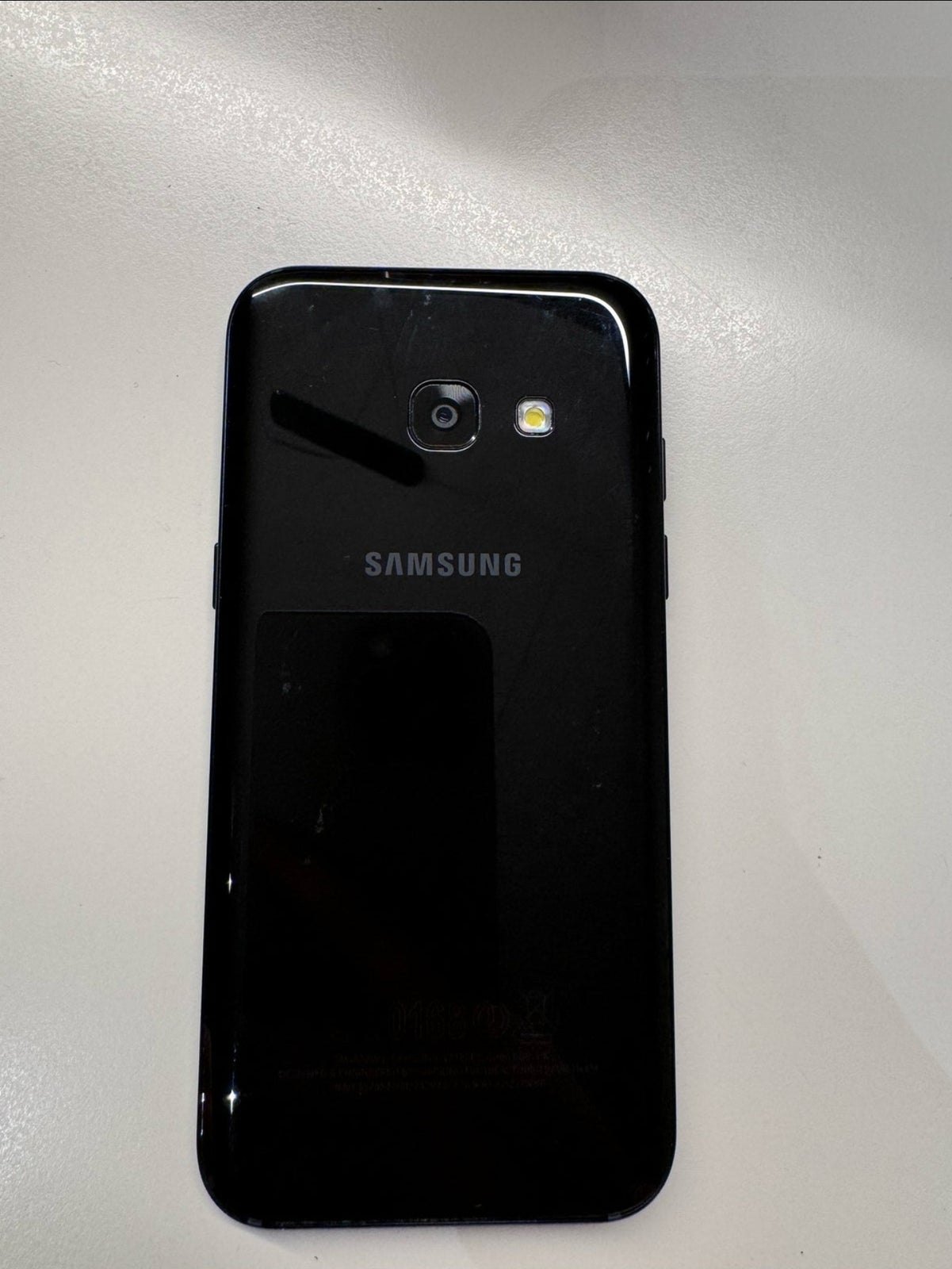 Samsung A3, 16
