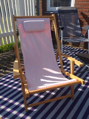 Liggestol, Fin strandstol med lyserødt canvas, som nemt kan tages af og vaskes. Kan stå i 4 position
