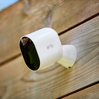 Overvågningskamera, Arlo Pro 4 WiFi, Trædløst kamera med batteri.