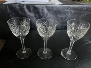Rafflesia Arnoldi Ubestemt Ombord Find Sekskantede i Glas, porcelæn og bestik - Glas - Køb brugt på DBA