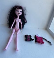 Barbie, Monster High Barbie