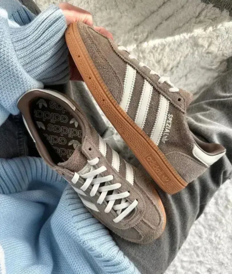 Sneakers, str. 39, Adidas