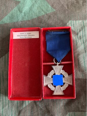 Medalje, Tysk WW2 - Medalje, Tysk effekt fra 2. Verdenskrig. 100% original med garanti!

Tysk medalj