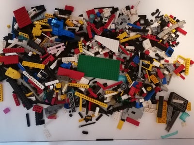 Lego blandet, 225.- for begge billeder
Lego Blandet
