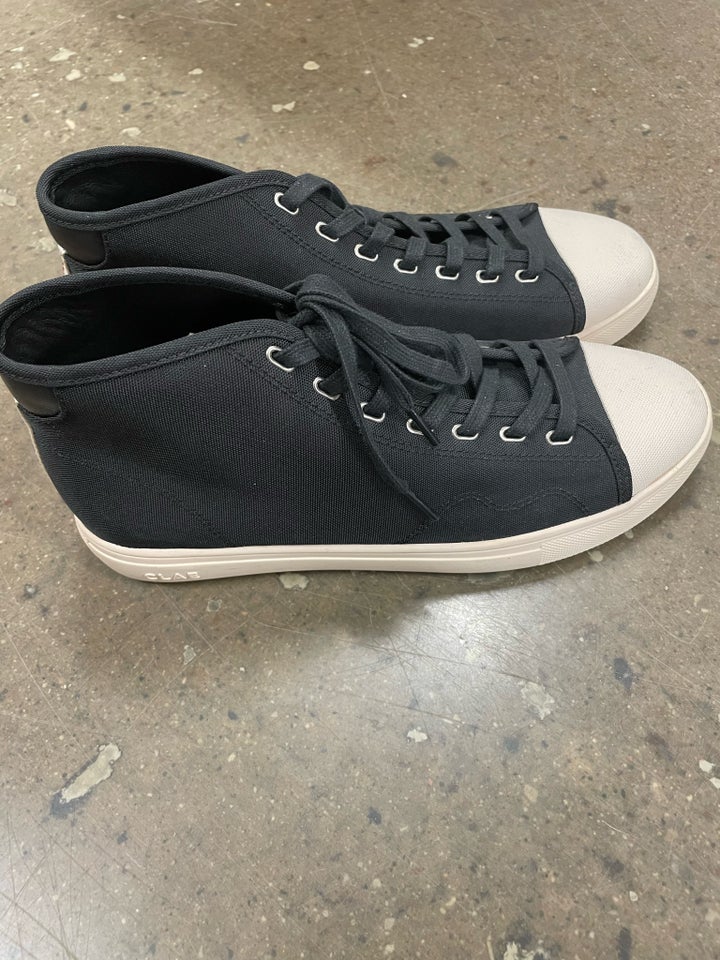 Sneakers, Clae, str. 42