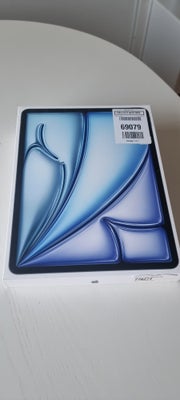 iPad Air, 128 GB, Perfekt, Apple iPad Air 13" (2024) Wi-Fi 128 GB, space grey

Kun 3 måneder gammel 